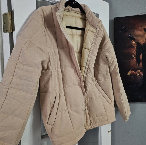 NWOTS! PUFFER JACKET! SIZE MED! NEW IN PACKAGING! - Picture 2 of 14